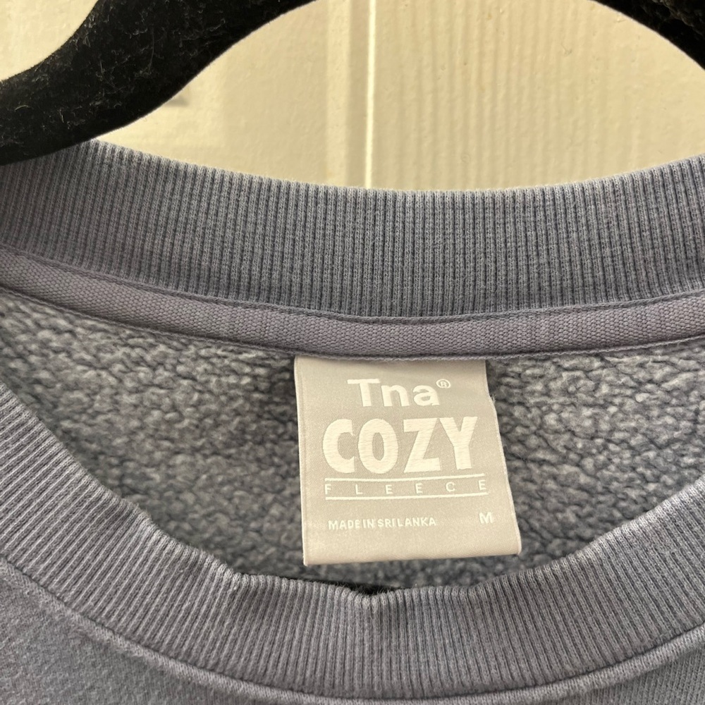 Tna
New Cozy Fleece Boyfriend Crew Sweatshirt - Picture 5 of 12